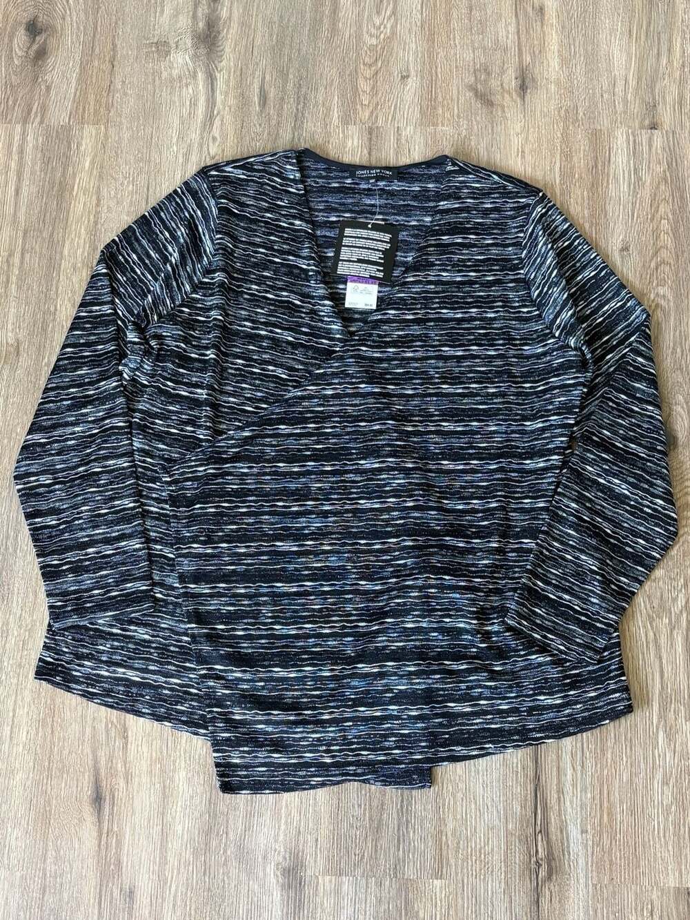 Jones New York Collection Woman Space Black White Long Sleeve Wrap Top Size 2X